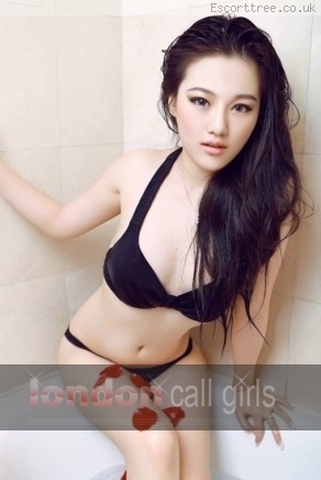 stunning Chinese girl in London