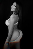 Lara Sparkles escort