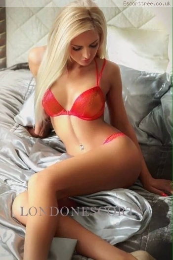 sensual Hungarian escort in Outcall only
